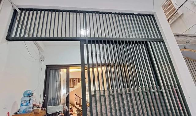 Nhà Nguyễn Trãi, 60m2, 4 tầng, mặt tiền 4m, nở hậu, giá 6.3 tỷ