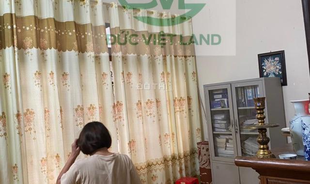 Nhà đẹp 2,5 tầng - Phường Cốc Lếu. Lh 0979095085