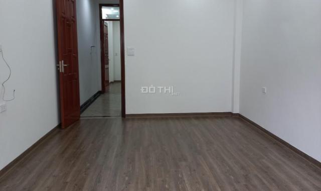 Bán nhà mặt phố Giáp Nhị, DT 65m2 x 5 tầng thang máy tiện ở vừa cho thuê, kinh doanh. Giá 11,35 tỷ