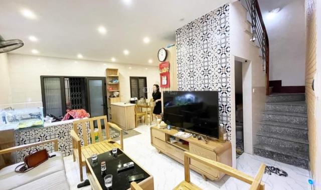 Bán nhà đẹp tặng nội thất xịn Chính Kinh, Thanh Xuân 36m2 giá 4.05 tỷ