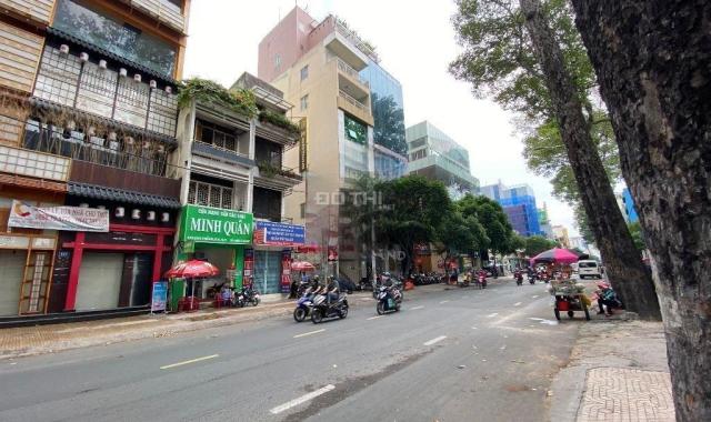 Cho thuê nhà 122 Cao Thắng, Quận 3. DT: 8x18m 7 tầng TM