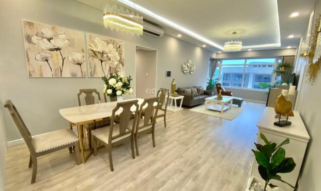 Bán căn hộ Saigon Pearl 3PN, 133m2 nội thất mới hiện đại cao cấp