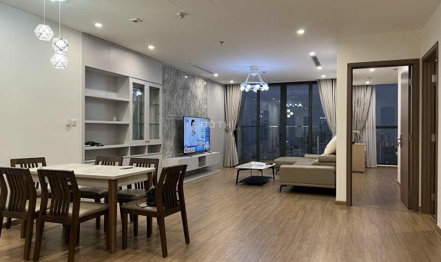 Cho thuê căn hộ Vinhomes Skylake, căn góc view hồ, sẵn slot ô tô