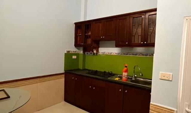 Bán nhà riêng tại đường Hoàng Mai, Phường Hoàng Văn Thụ, Hoàng Mai, Hà Nội DT 30m2 2.05 tỷ