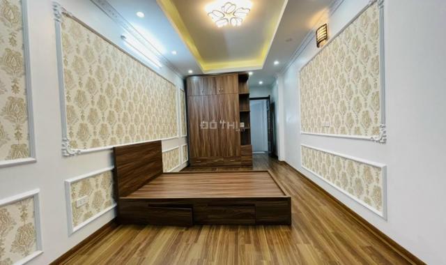 Bán nhà mới tinh, siêu thoáng 37m2 x 5 tầng, gần đường Trần Cung, Nghĩa Tân. 4,15 tỷ