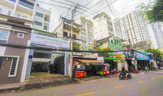 Bán tòa nhà văn phòng 2 mặt tiền Nguyễn Khoái, Quận 4 gồm 6 tầng DT 5.2x50m