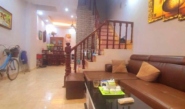 Bán nhà Âu Cơ lô góc ngõ thông 20m ra phố - 97m2, 8.6 tỷ