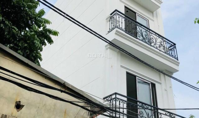 Bán nhà Vũ Xuân Thiều - Sài Đồng 45m2 x 6 tầng ngõ 6m đường 2 ô tô tránh nhau