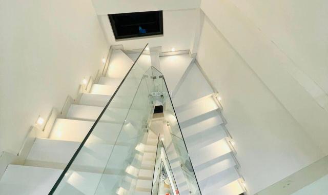 GIÁ NÀO CŨNG BÁN nhà ngõ Trích Sài, chào 5.5 tỷ, 46m2x4T, lô góc, nở hậu ảnh thật