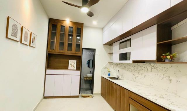 GIÁ NÀO CŨNG BÁN nhà ngõ Trích Sài, chào 5.5 tỷ, 46m2x4T, lô góc, nở hậu ảnh thật