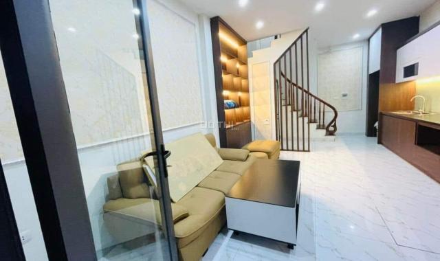 Cần bán nhà gấp ngõ 29 phố Khương Hạ DT 32m2 5 tầng nhà mới koong giá 4.5 tỷ