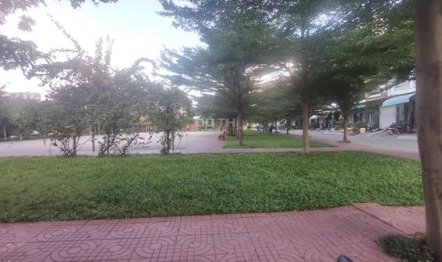 Bán lô đất góc 2 mặt tiền view trực diện công viên ở đường Bình Lợi, p13 Quận Bình Thạnh. DT 8x15m