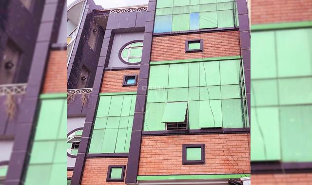 Bán nhà phố mặt tiền Võ Văn Kiệt Quận 5 gồm 1 trệt 3 lầu DT 120m2