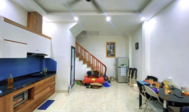 Bán nhà Cầu Giấy ngõ 152 Nguyễn Đình Hoàn, ở luôn, 32m2, 4.6 tỷ