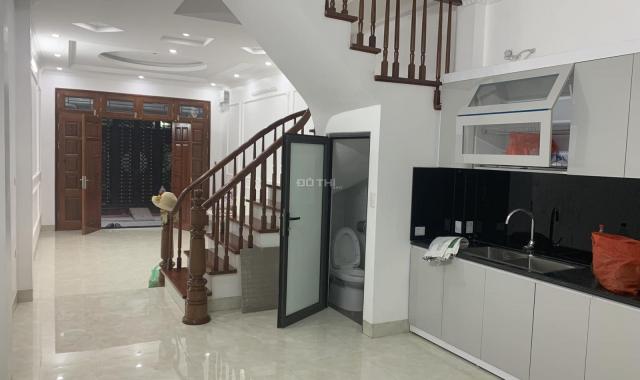 Bán nhà ngõ 107 Trần Khát Chân 47m2 x 5 tầng, mặt tiền 4m, 6 ngủ, trước nhà rộng 3m, 10m ra ô tô