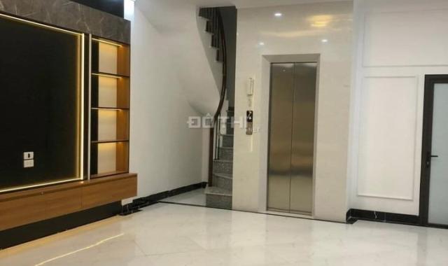 Bán nhà Cầu Giấy ngõ 255 Quan Hoa, 35m2, 4.05 tỷ, nhà đẹp, thang máy nhà xây mới 5 tầng