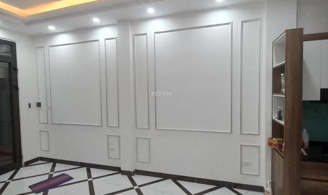 Bán nhà Trần Thái Tông Cầu Giấy, nhà mới, ở luôn, 45m2, 6.5 tỷ