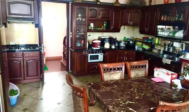Nhà đẹp đầu ngõ Cửa Bắc, giá 11 tỷ, 45m2x6T, ở luôn, nở hậu, ảnh thật
