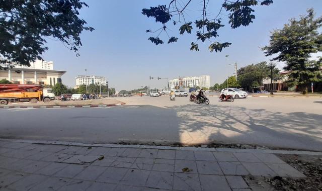 Mặt phố Nguyễn Đình Hoàn kinh doanh cho thuê siêu khủng dt 590m2 mt 20m giá 165 tỷ