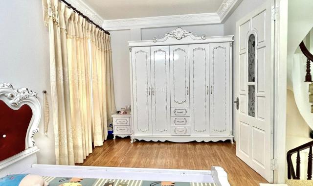 Bán nhà xinh yêu Minh Khai, 5 tầng 3 ngủ, chỉ 3,98 tỷ