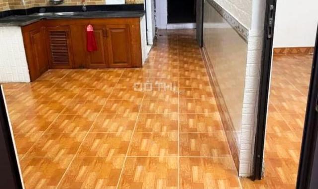 Bán Nhà, Võ Chí Công, Cầu Giấy, 114m2 6t MT5m oto doanh thu 50tr/tháng chỉ hơn 11ty