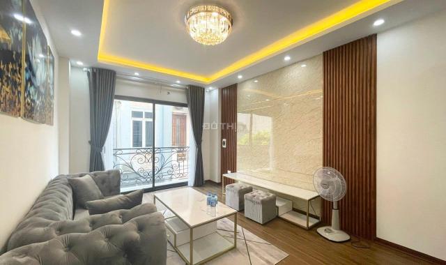 Bán nhà Gia Thụy 41m2x5 tầng ngõ ô tô 4 chỗ vào nhà khu Vip của Quận Long Biên