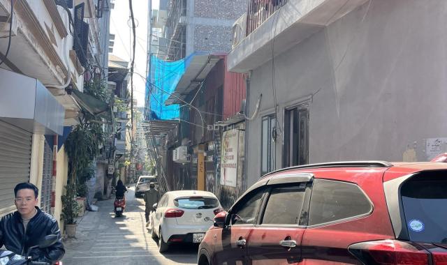 Siêu hiếm, bán nhà sát phố Trương Định, ôtô vào nhà, MT 5.8m, chỉ nhỉnh 80tr/m2