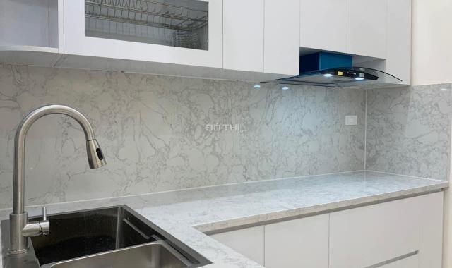 Chính chủ bán nhà Bạch Đằng, kinh doanh, 10m ra phố, 38m2 4 tầng 3,98 tỷ