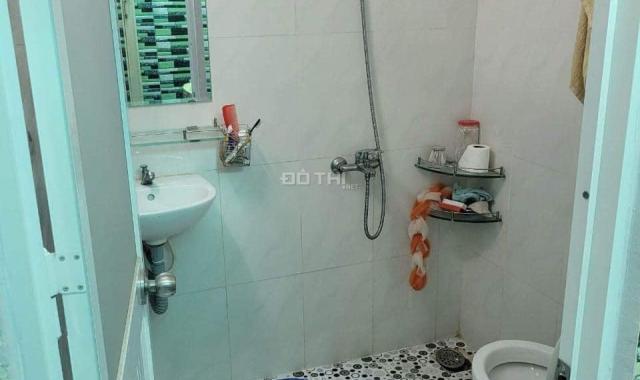 Kinh doanh thua lỗ bán nhanh nhà Q. 4, Đ. Đoàn Văn Bơ, 58m2, TT 795triệu, SHR - LH 0782315169 Diễm