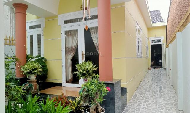 Bán nhà mặt tiền kinh doanh 210m2 đường 4 (Trương Định) Tân Mai SHR 19 tỷ