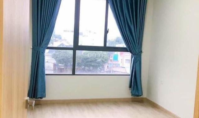 Cho thuê căn hộ 63m2 2PN, 1WC. Giá 10 triệu/tháng - Khu Emeral Celadon City