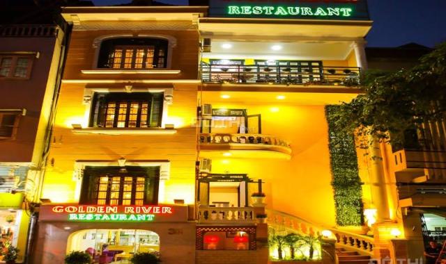 Cho thuê nhà biệt thự quận Hoàn Kiếm, mặt tiền 25m, DTSD 1300m2, 5 tầng, KD nhà hàng, CLB beer, bar