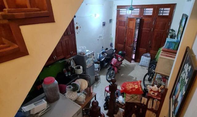 Nhà 5 tầng Ngã Tư Sở - ngõ thoáng ô tô dừng đỗ cách 10m. Cần bán gấp
