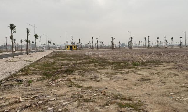 Cần bán đất tại khu đô thị mới xã Đức Giang, diện tích 140m2 lô góc