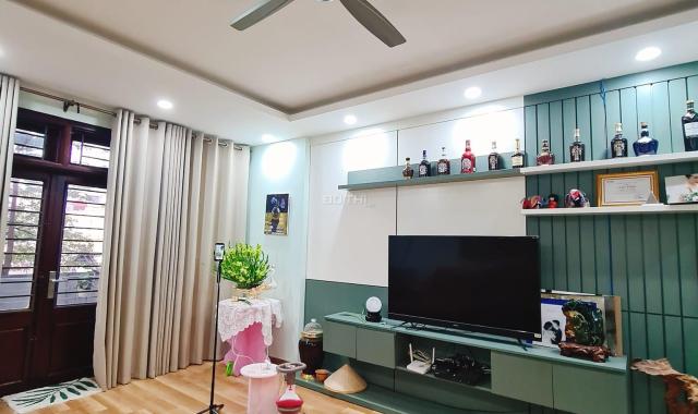 Mặt phố kinh doanh Văn Quán DT 90m2 5T giá 18 tỷ