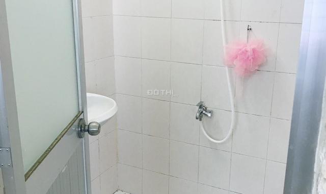Cho thuê căn hộ 109 Nguyễn Biểu, Q5, DT 50m2, 1PN, 1WC