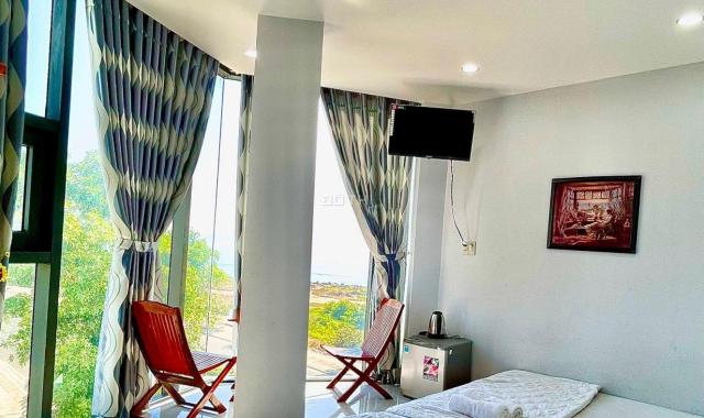 Bán khách sạn mặt biển Phạm Văn Đồng, 11 phòng giá 21 tỷ