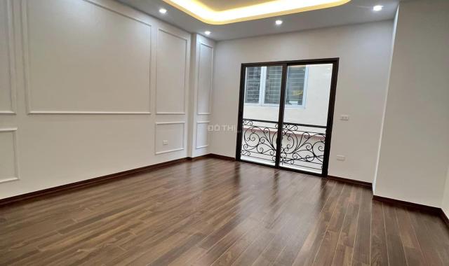 Bán nhà Lê Trọng Tấn 45m2, lô góc, 8 tầng thang máy, gara 10.9 tỷ