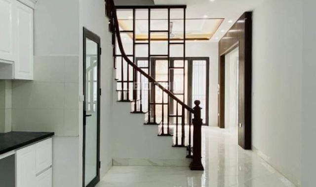 Bán nhà mới Hữu Hòa Thanh Trì, HN ô tô hai đỗ cửa diện tích 39m2 LH 0915455788