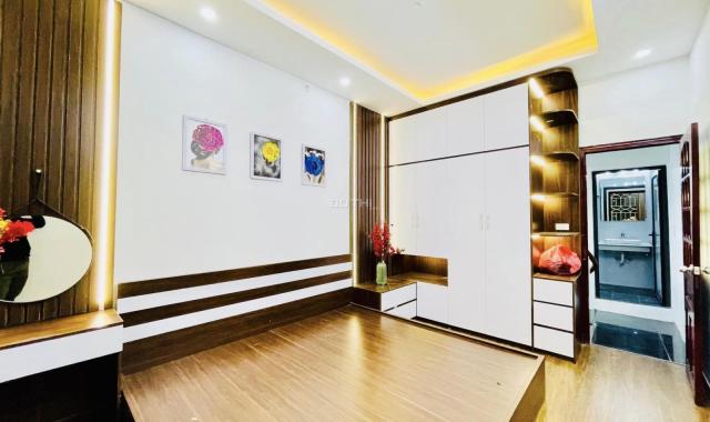 Bán nhà riêng tại phường Đồng Nhân, Hai Bà Trưng, Hà Nội diện tích 25m2 giá 3,3 tỷ