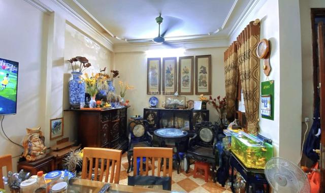 Nhà đẹp phố Ngọc Khánh Ba Đình, gần Hồ Giảng Võ, 36m2x6 tầng vào ở luôn, giá hạt dẻ