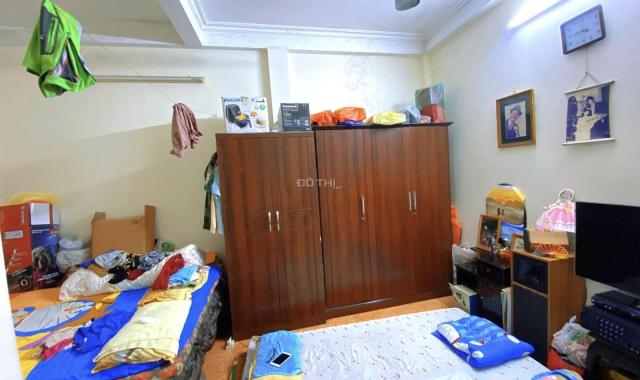 Nhà đẹp phố Ngọc Khánh Ba Đình, gần Hồ Giảng Võ, 36m2x6 tầng vào ở luôn, giá hạt dẻ
