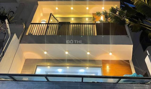 Chỉ 7.8 tỷ có nhà 5 lầu đẹp xe hơi trong nhà 80m2 Thống Nhất ngay trường Nguyễn Du