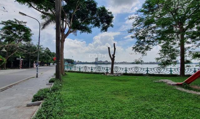 Chính chủ bán 5 căn biệt thự mặt phố Quảng An trước mặt là công viên và view Hồ Tây