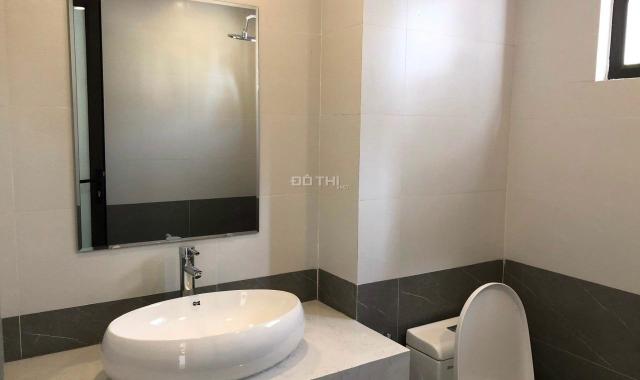 Bán nhà Vũ Xuân Thiều - Sài Đồng 45m2 x 6 tầng ngõ 6m đường 2 ô tô tránh nhau