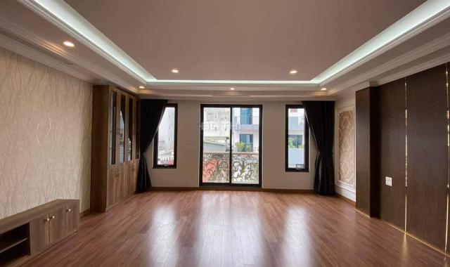 Chính chủ cần bán gấp nhà mặt phố Dịch Vọng Thành Thái Trần Đăng Ninh Cầu Giấy dt 100 m2 giá 46 tỷ