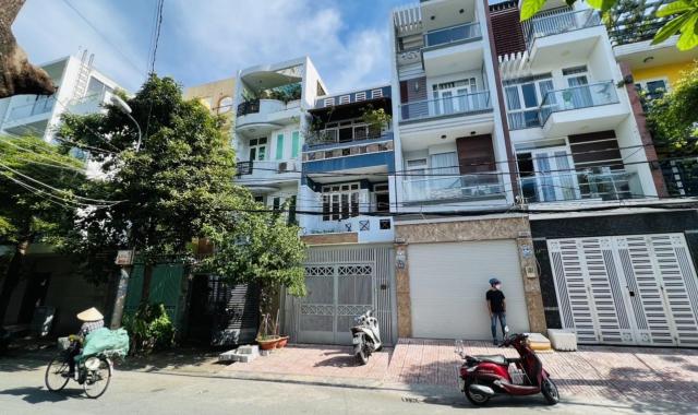 Nhà phố 3 tầng đẹp mặt tiền đường Phú Thuận - KDC Nam Long, DT: 4x20m, giá tốt: 9.6 tỷ