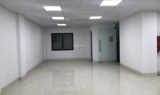 Cho thuê sàn văn phòng Nguyễn Trãi - Triều Khúc, 120 m2, sàn thông đẹp giá tốt