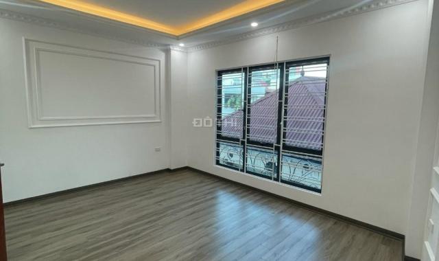 Bán nhà ngõ 72 Dương Quảng Hàm, Quan Hoa, Cầu Giấy 35m2 xây 5 tầng mới giá 4.8 tỷ