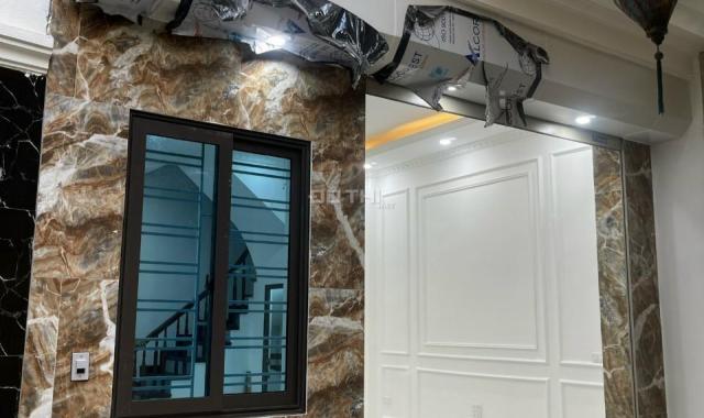 Bán nhà ngõ 72 Dương Quảng Hàm, Quan Hoa, Cầu Giấy 35m2 xây 5 tầng mới giá 4.8 tỷ